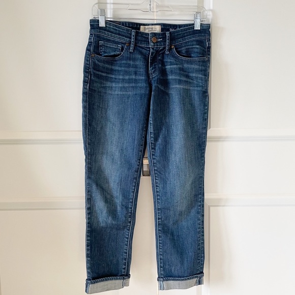 Anthro Holding Horses Low-Rise Slim Boyfriend Fit Cuffed Cropped Jeans - Picture 1 of 12
